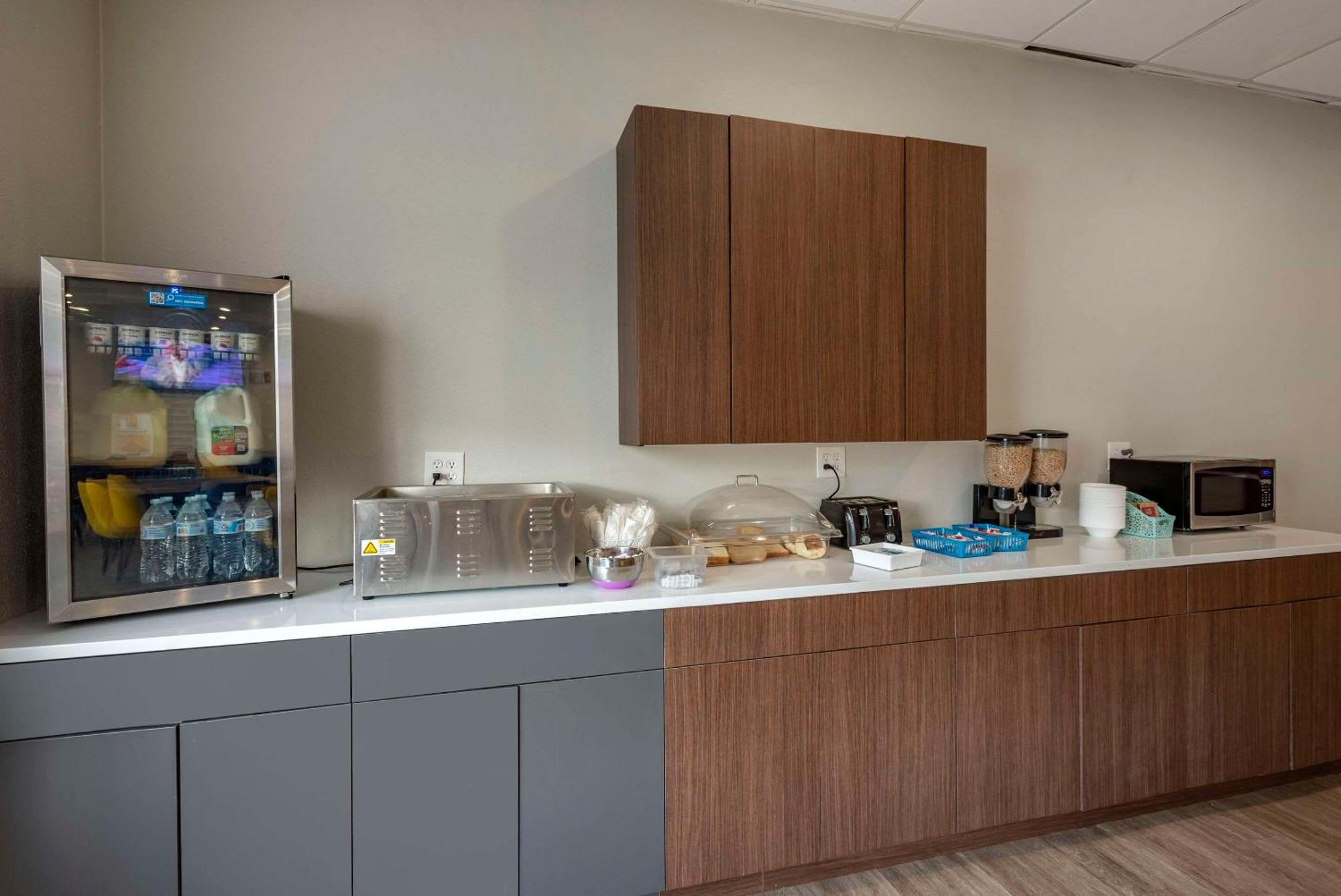 Comfort Philadelphia International Airport West Locanda Chester