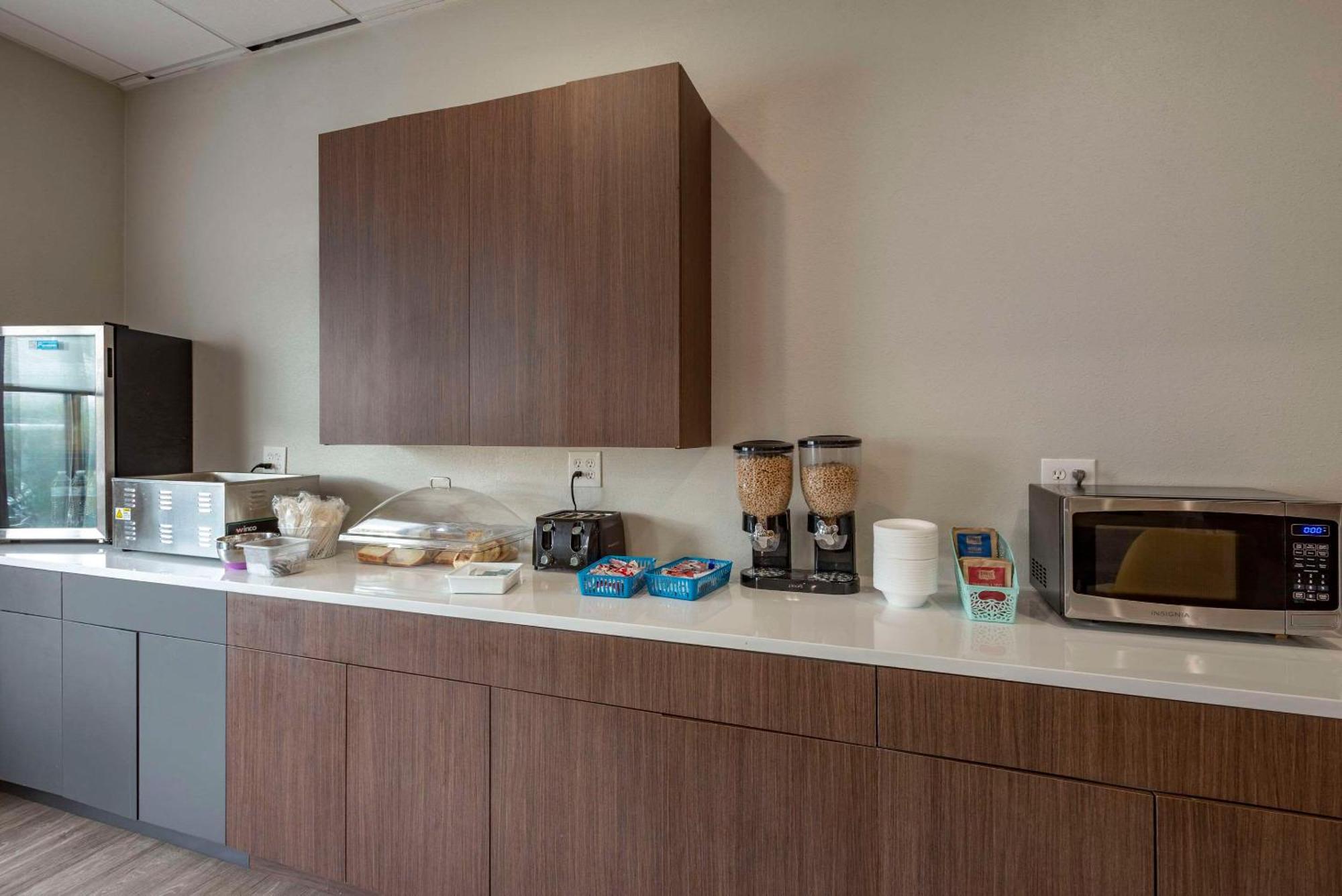 Locanda Comfort Philadelphia International Airport West Chester