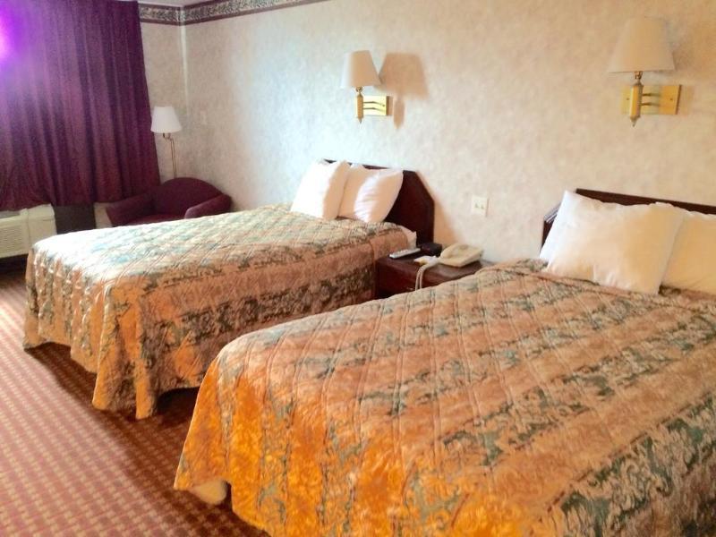 Comfort Philadelphia International Airport West 2*