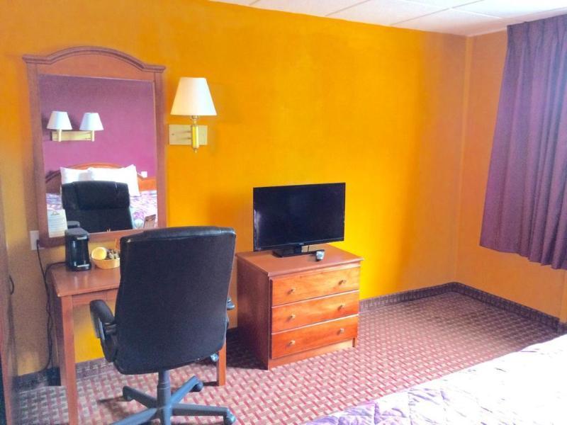 Comfort Philadelphia International Airport West Inn Chester